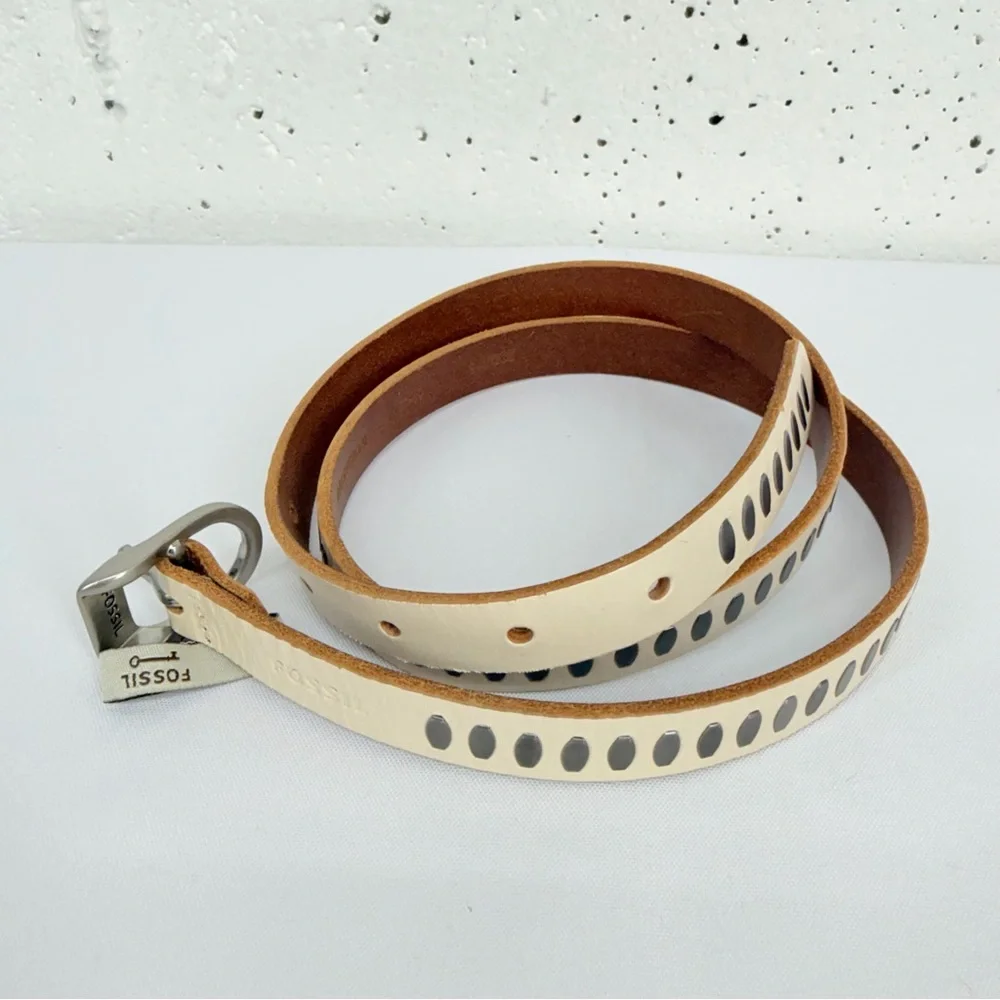 Fossil Women’s Size Medium Cream Thin Studded Leather Belt